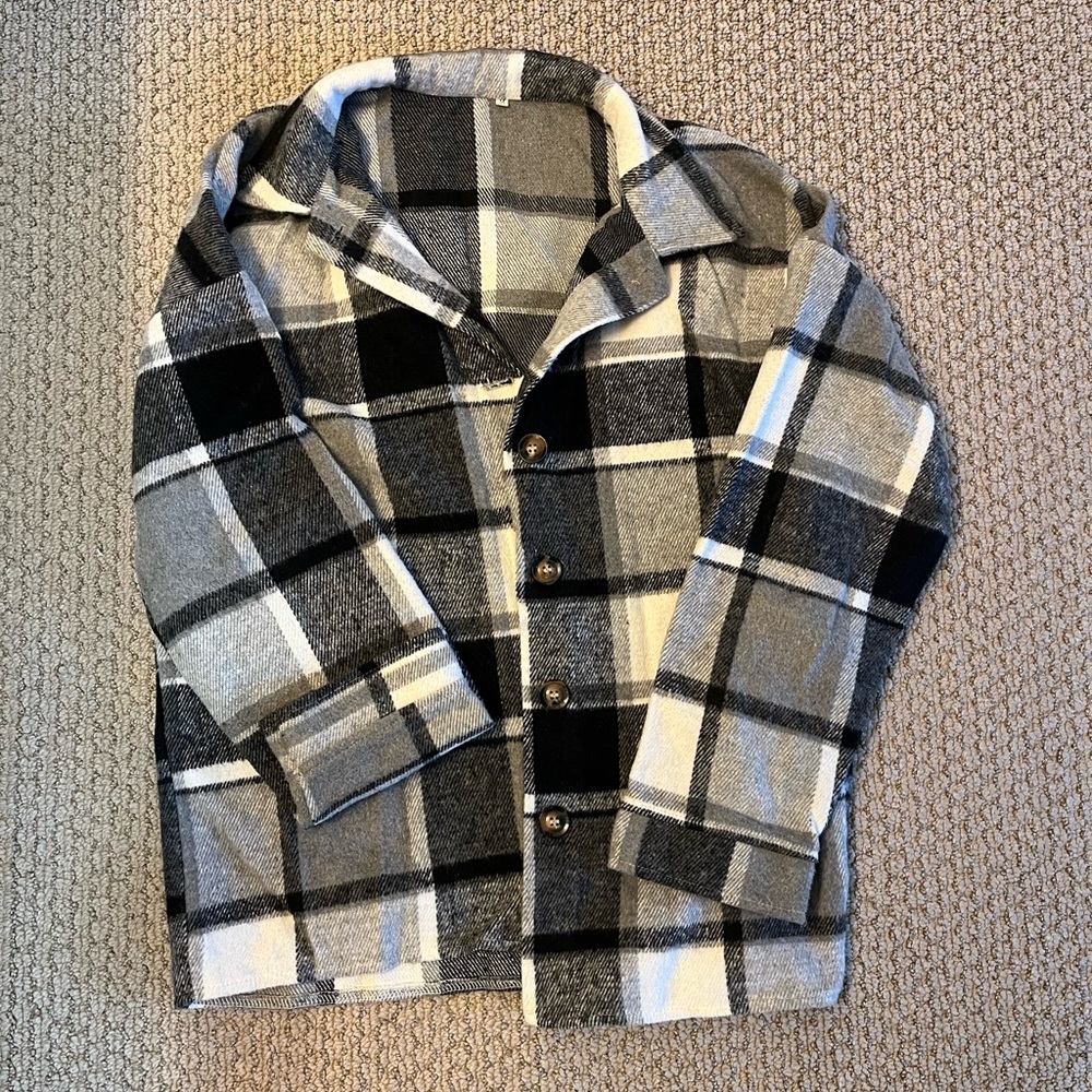 Women’s shacket